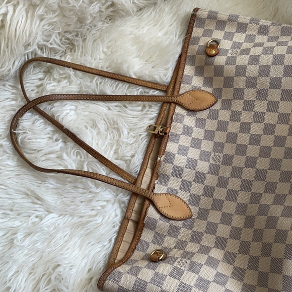 Louis Vuitton Damier Azur MM Neverfull - Picture 12 of 17